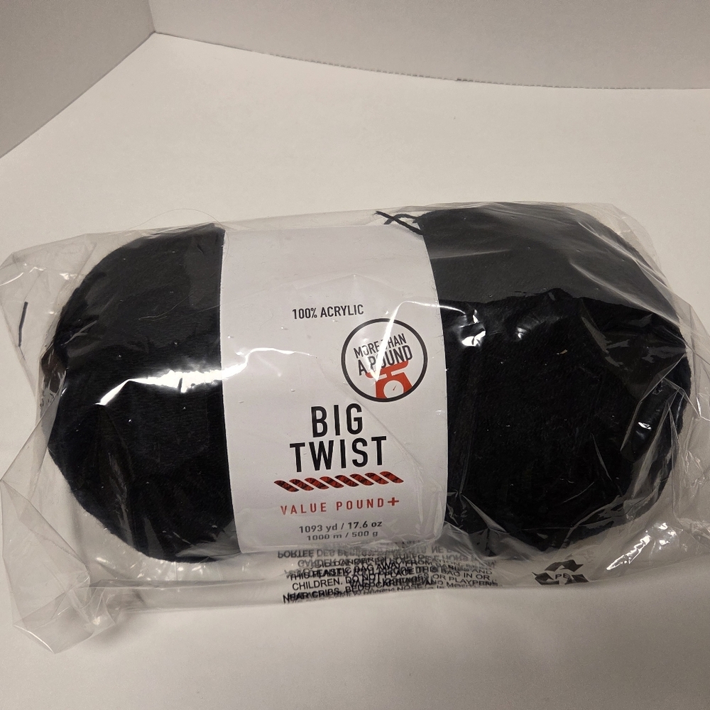 Big Twist Value Pound Plus Yarn Black New